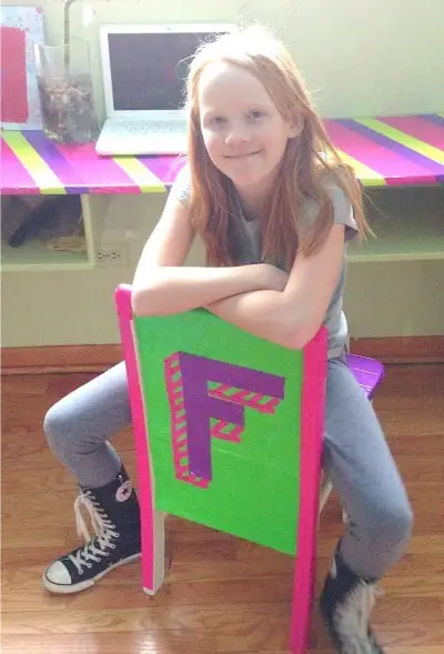 duct tape chair and table • Artchoo.com