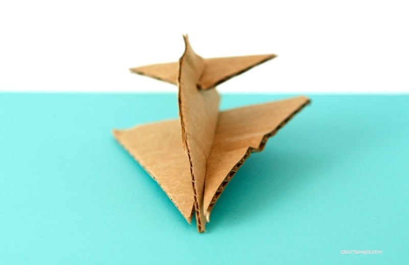 Make some cute easy little cardboard airplanes - easy craft for kids