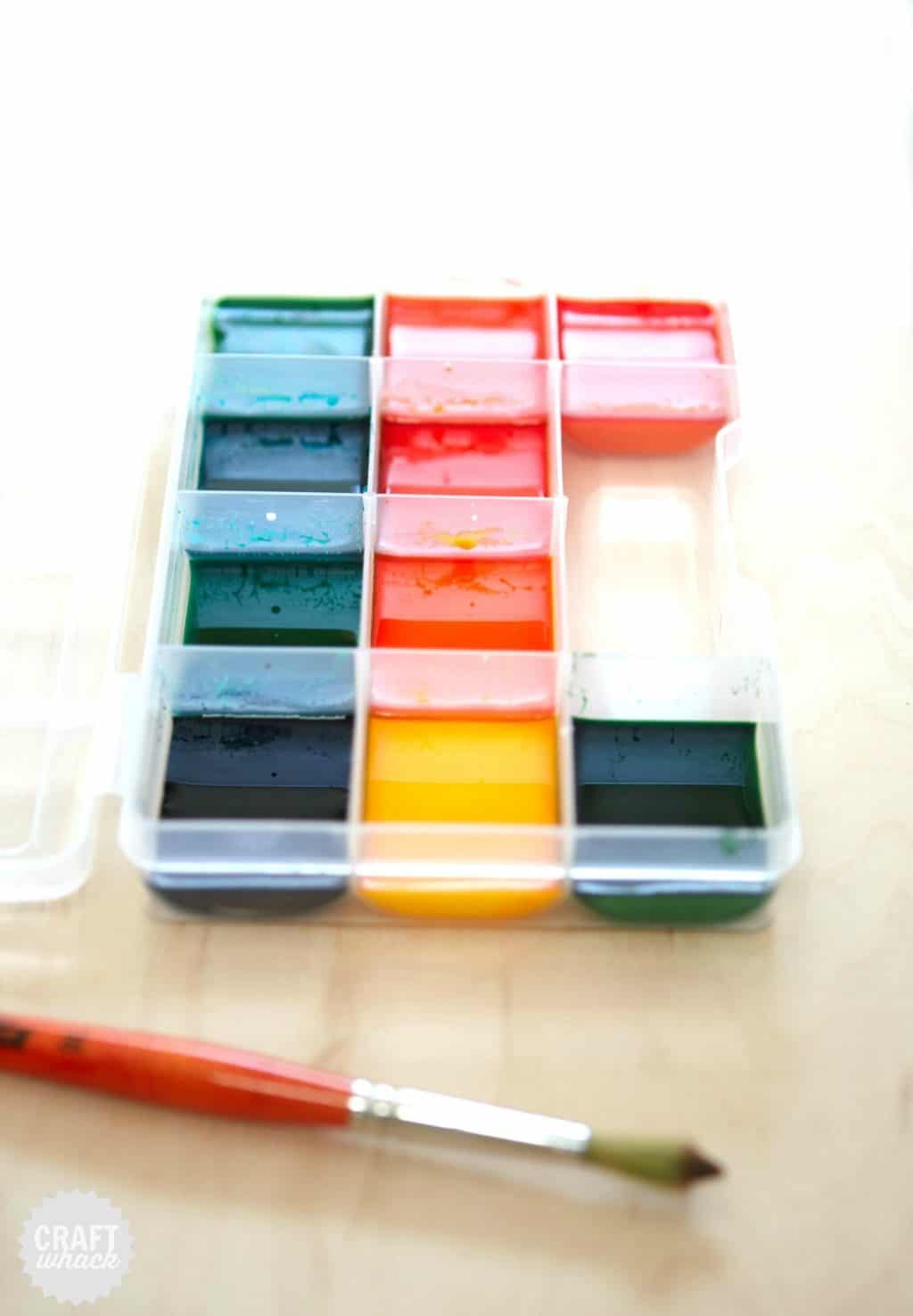 DIY watercolor paints trays and recipe