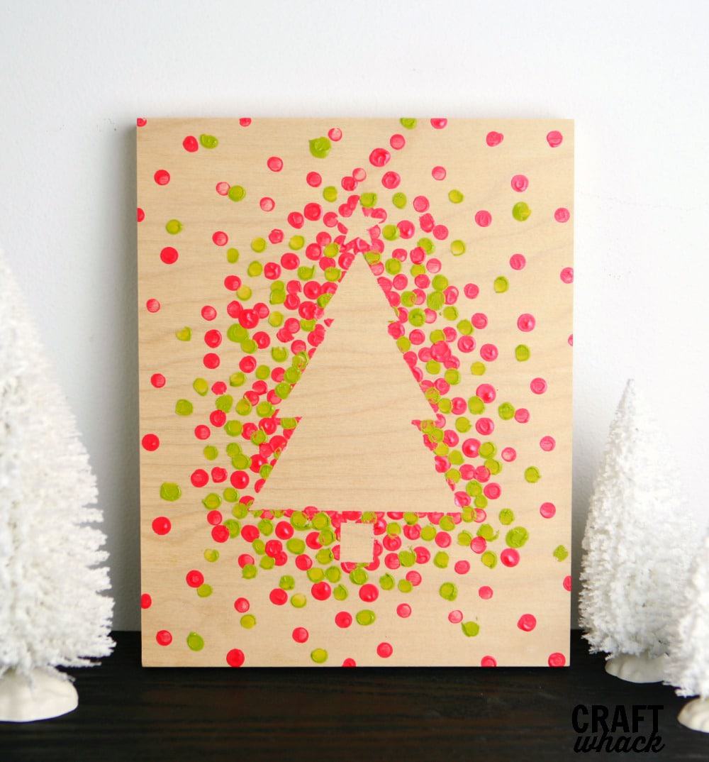 Christmas DIY dotty paintings 