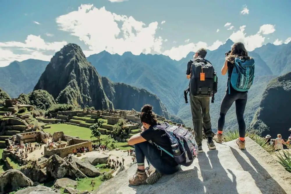 Teens in Peru on a photography trip with National Geographic