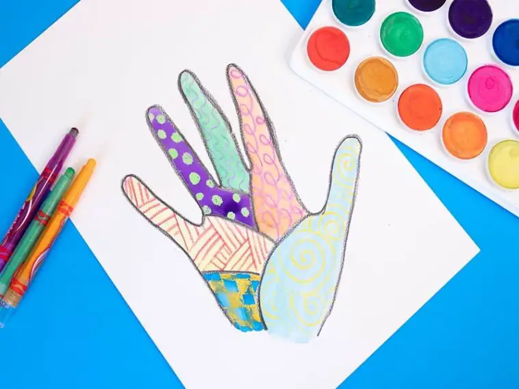 fun-hand-tracing-ideas-using-resist-art