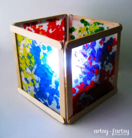 4 Amazing DIY Melted Crayon Crafts with Instructions · Craftwhack