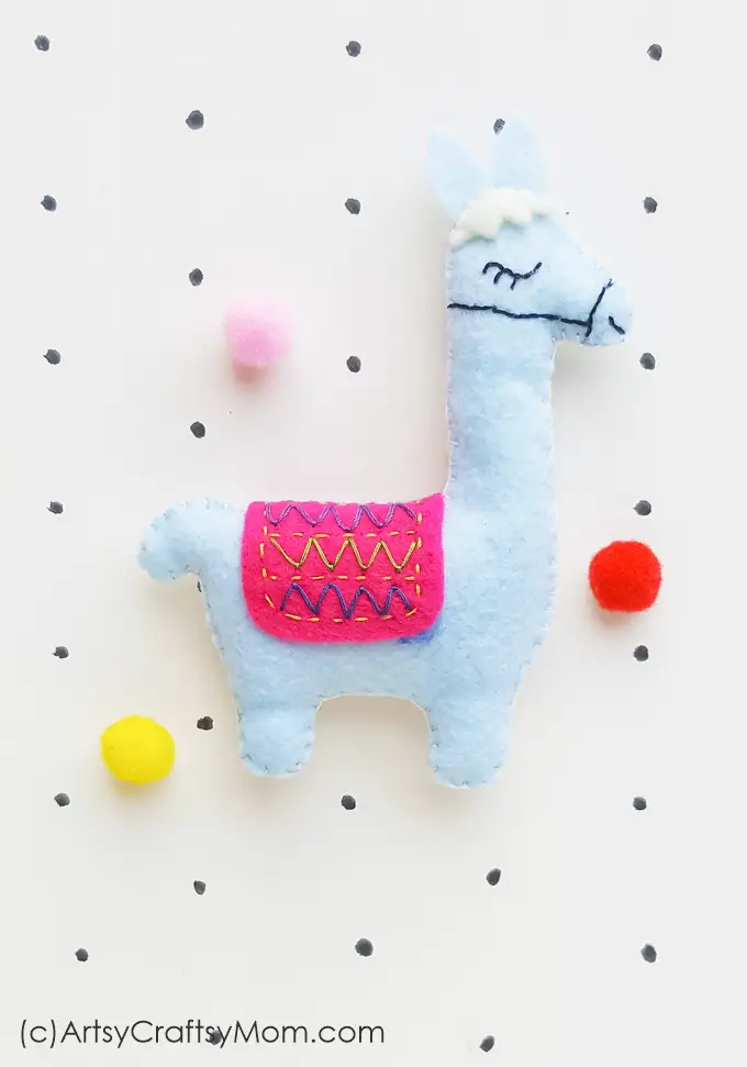 Felt Llama