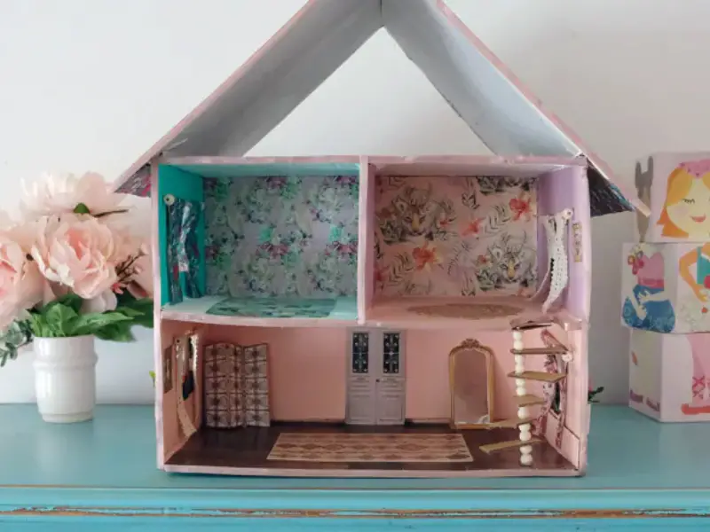 DIY Carton Dollhouse