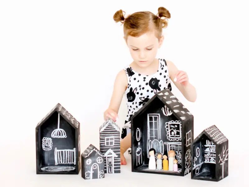 Pop-Up Paper Dollhouse