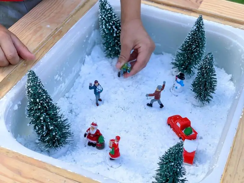 DIY Fake Snow for Sensory Play