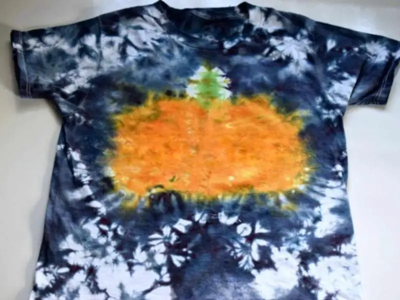 Pumpkin Tie-Dye Design