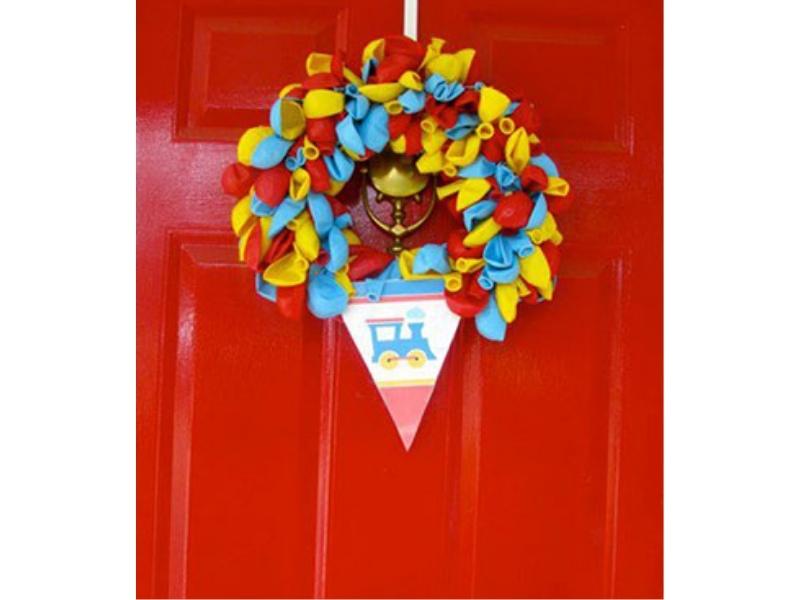 Train Balloon Wreath